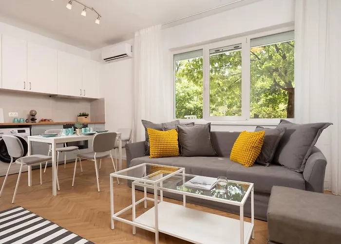 Starflat Gorgeous Next To Ndk ソフィア