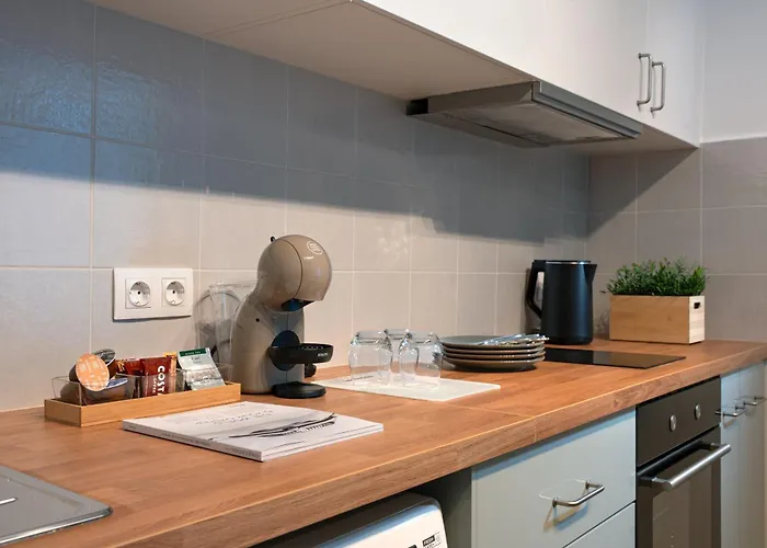 Starflat Gorgeous Next To Ndk アパート ソフィア